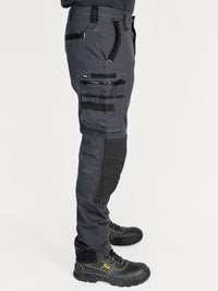 FLX & MOVE™ STRETCH UTILITY CARGO TROUSER WITH KEVLAR® KNEE PAD POCKETS