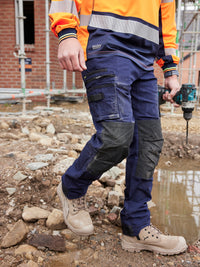 FLX & MOVE™ STRETCH UTILITY CARGO TROUSER WITH KEVLAR® KNEE PAD POCKETS