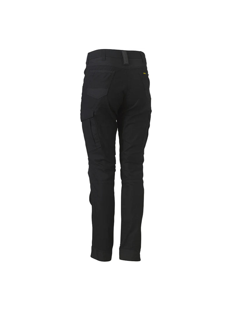 WOMEN'S FLX & MOVE™ CARGO TROUSERS